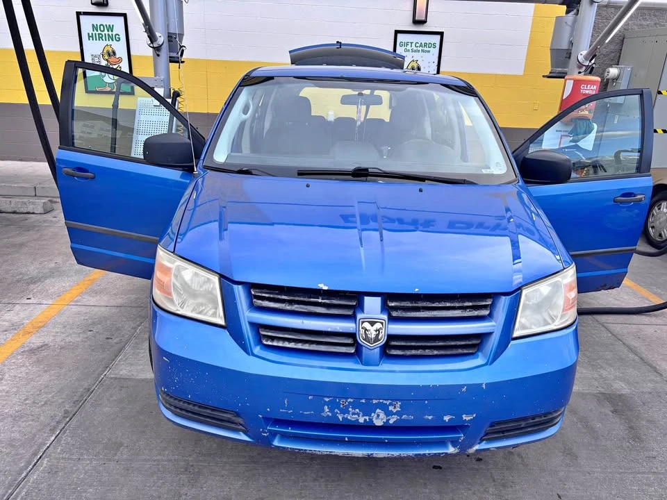 2008 Dodge Caravan - Image 2 of 7