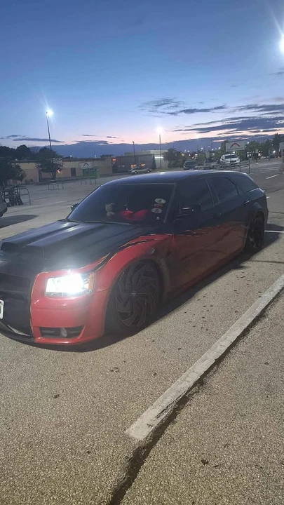 2008 Dodge Magnum 2nd Gen Wagon - Image 4 of 4