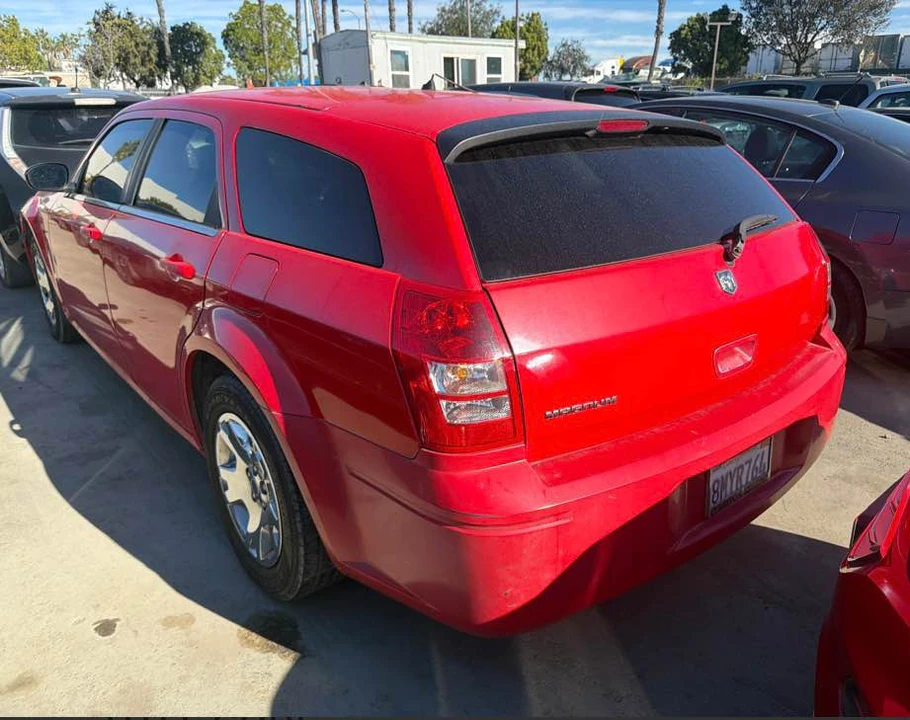 2008 Dodge Magnum 2nd Gen Wagon - Image 5 of 9