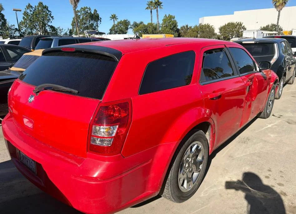2008 Dodge Magnum 2nd Gen Wagon - Image 4 of 9
