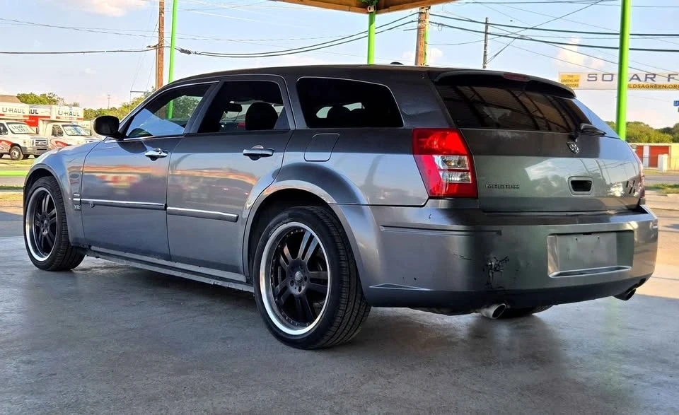 2008 Dodge Magnum 2nd Gen Wagon - Image 5 of 16