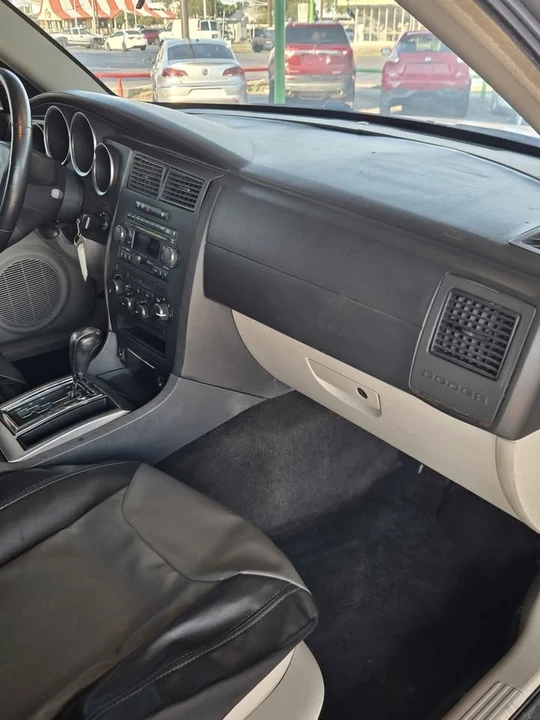 2008 Dodge Magnum 2nd Gen Wagon - Image 13 of 16