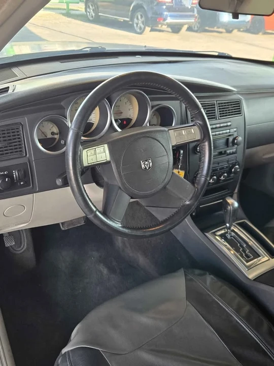 2008 Dodge Magnum 2nd Gen Wagon - Image 9 of 16