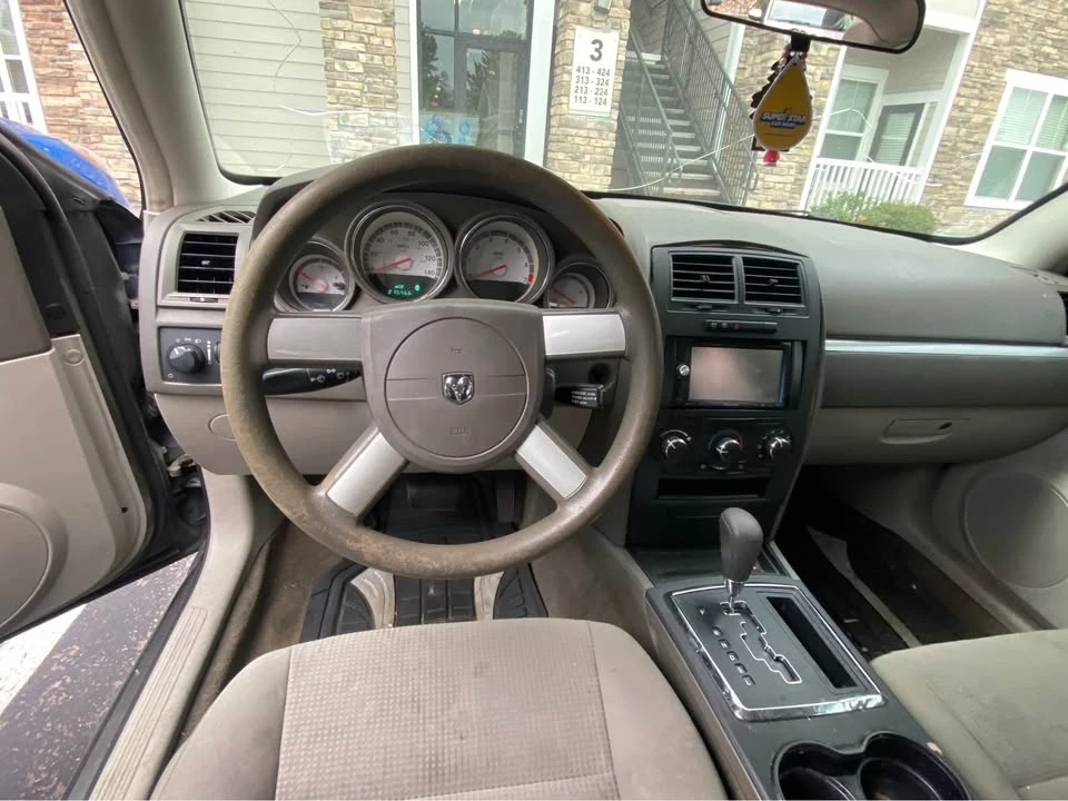 2008 Dodge Magnum 2nd Gen Wagon - Image 10 of 15