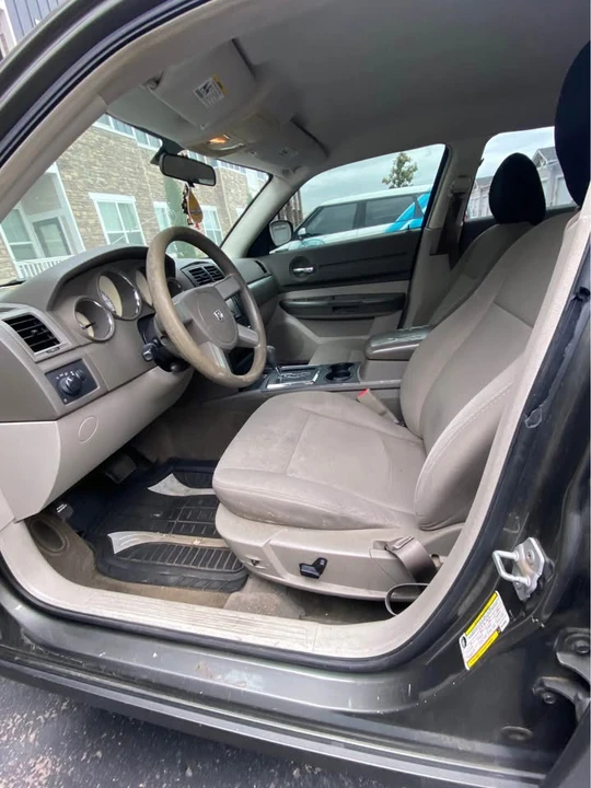 2008 Dodge Magnum 2nd Gen Wagon - Image 9 of 15