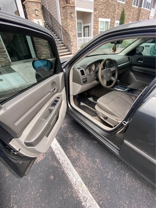 2008 Dodge Magnum 2nd Gen Wagon - Image 8 of 15