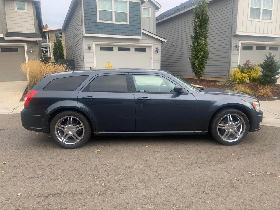 2008 Dodge Magnum 2nd Gen Wagon - Image 5 of 11