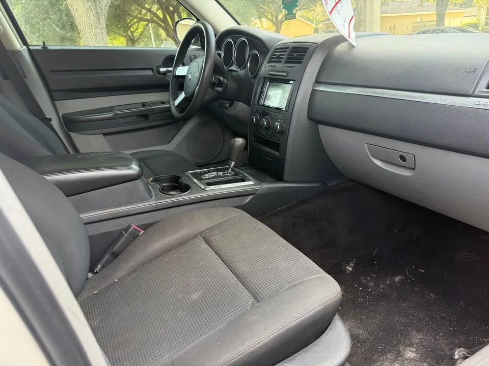 2008 Dodge Magnum 2nd Gen Wagon - Image 7 of 15