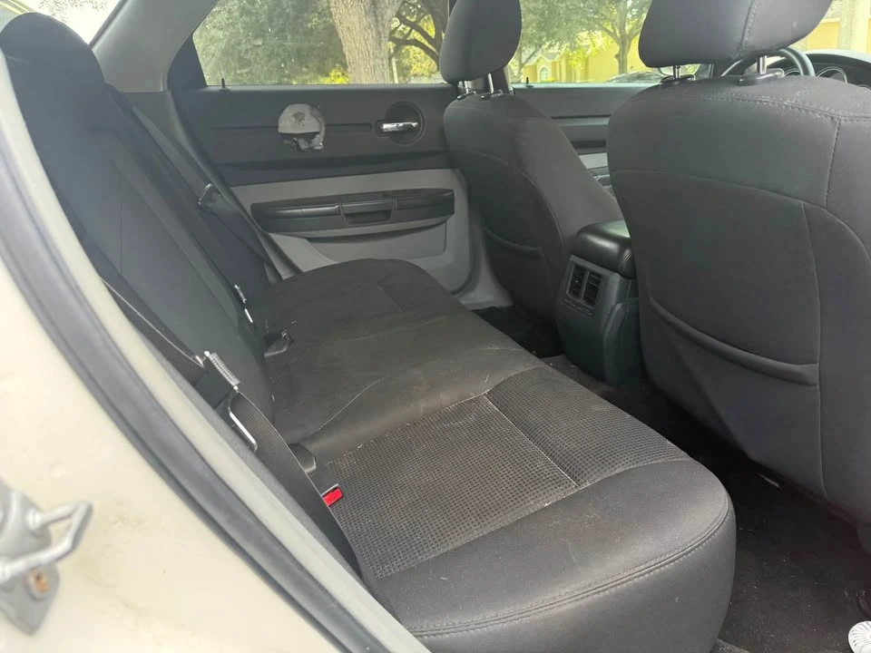 2008 Dodge Magnum 2nd Gen Wagon - Image 9 of 15