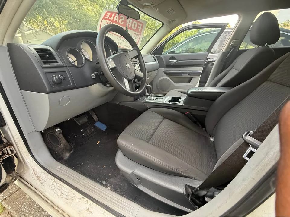 2008 Dodge Magnum 2nd Gen Wagon - Image 13 of 15