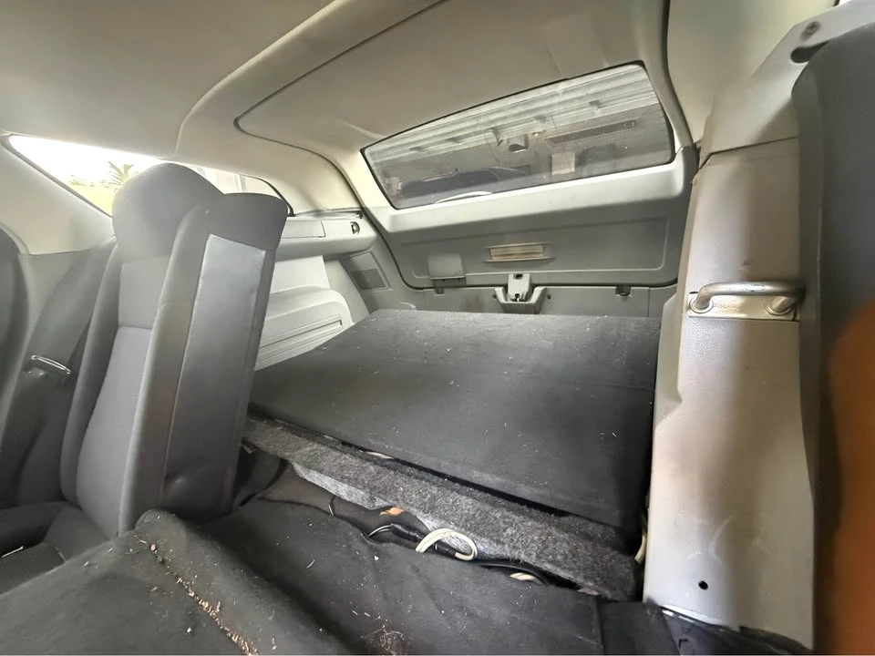 2008 Dodge Magnum 2nd Gen Wagon - Image 14 of 15
