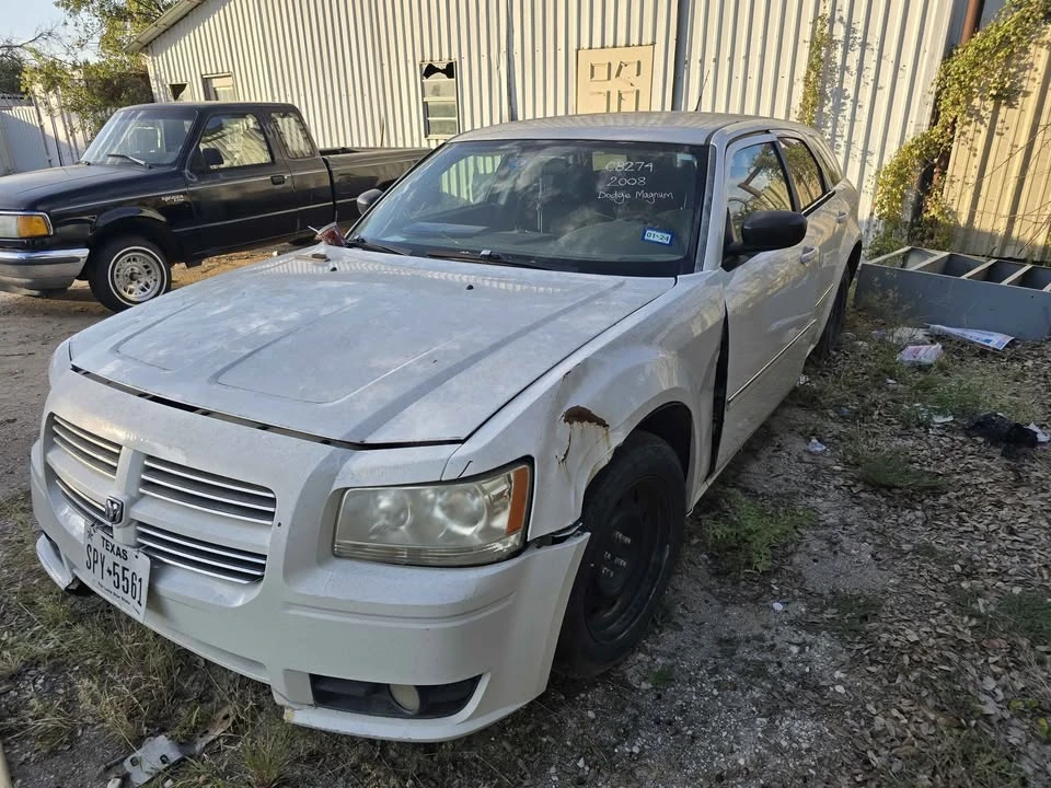 2008 Dodge Magnum 2nd Gen Wagon - Image 3 of 5