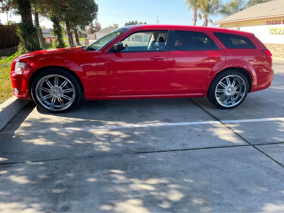 2008 Dodge Magnum 2nd Gen Wagon - Image 11 of 13