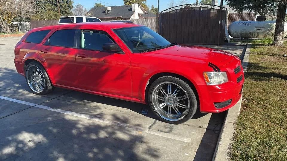 2008 Dodge Magnum 2nd Gen Wagon - Image 10 of 13