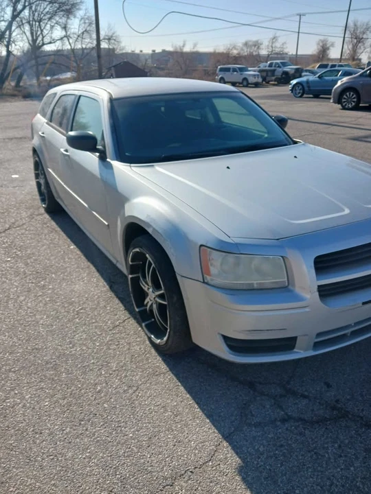 2008 Dodge Magnum 2nd Gen Wagon - Image 3 of 9