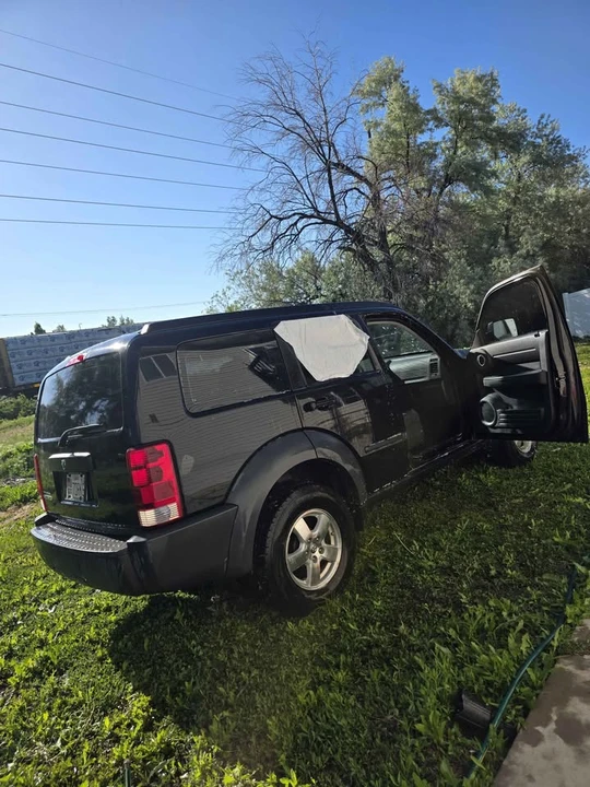 2008 Dodge Nitro - Image 2 of 5