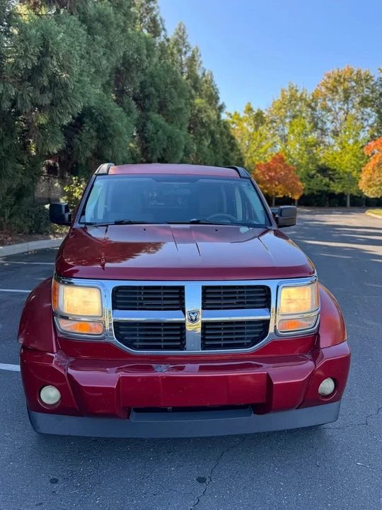 2008 Dodge Nitro - Image 2 of 8