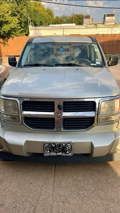 2008 Dodge Nitro - Image 2 of 2