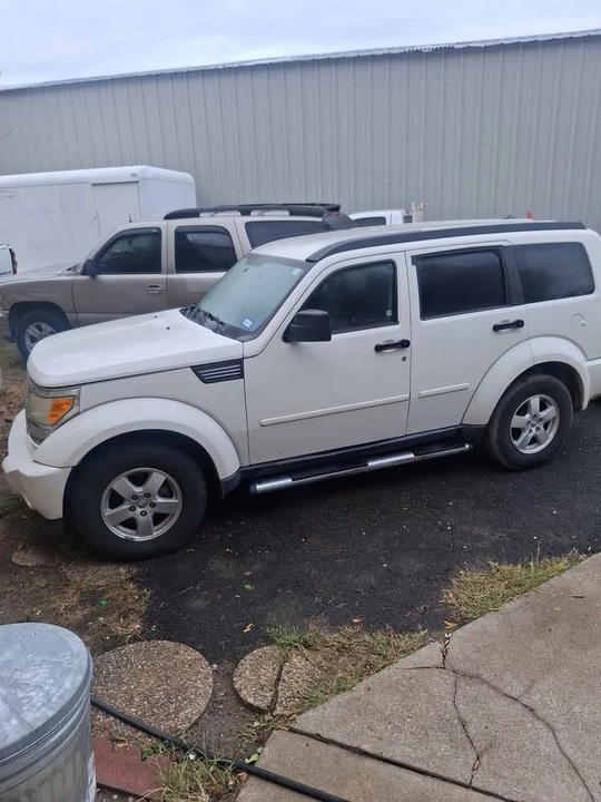 2008 Dodge Nitro - Image 4 of 5