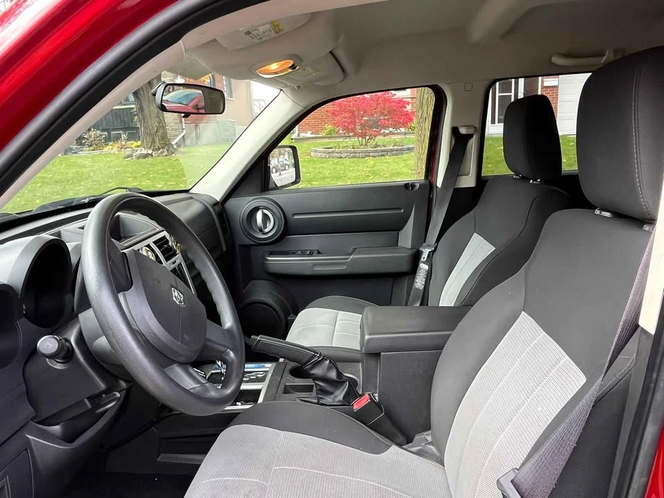 2008 Dodge Nitro - Image 5 of 6