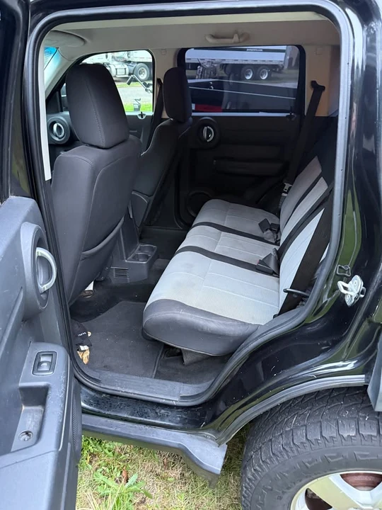 2008 Dodge Nitro - Image 3 of 6