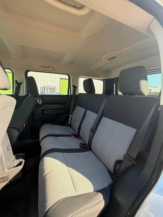 2008 Dodge Nitro - Image 8 of 12
