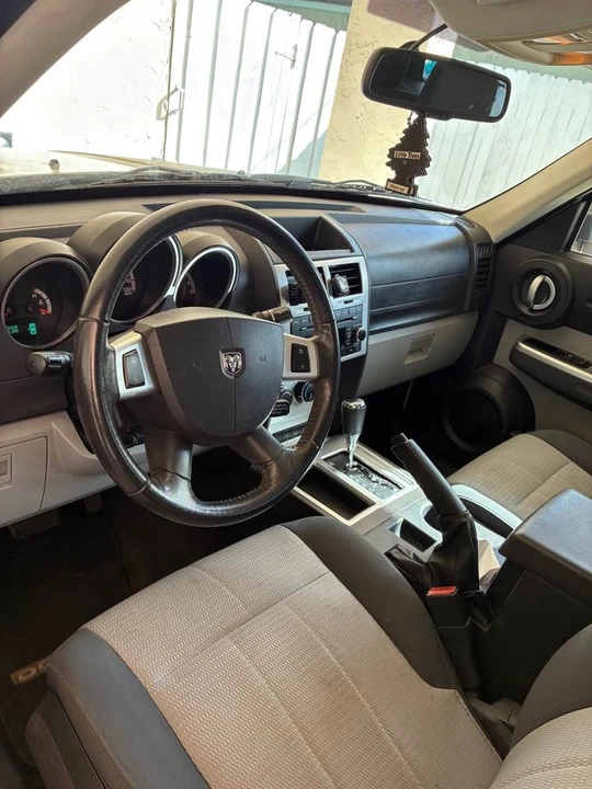 2008 Dodge Nitro - Image 4 of 5