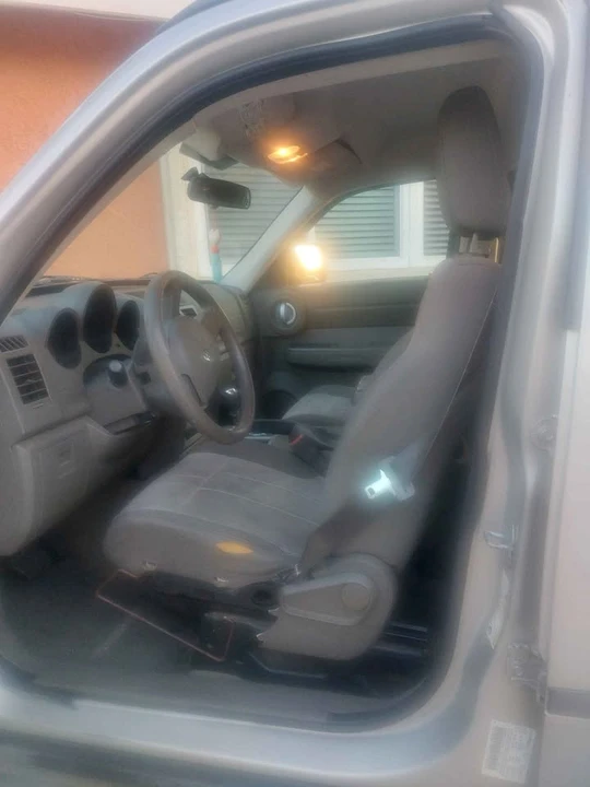 2008 Dodge Nitro - Image 3 of 7