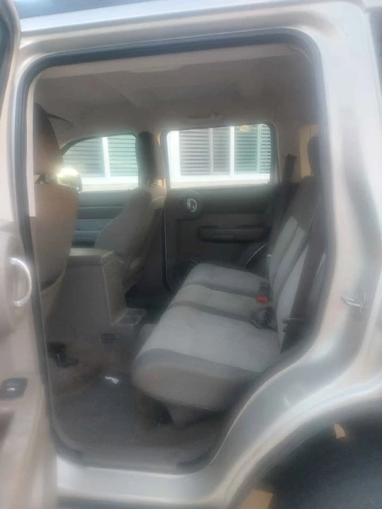 2008 Dodge Nitro - Image 4 of 7