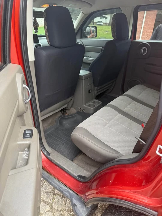 2008 Dodge Nitro - Image 9 of 12