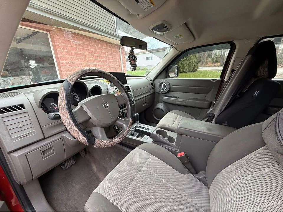 2008 Dodge Nitro - Image 5 of 12