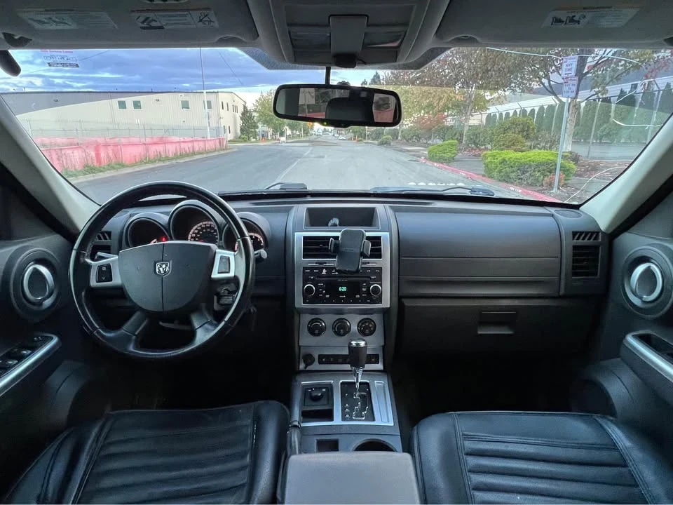 2008 Dodge Nitro - Image 9 of 11
