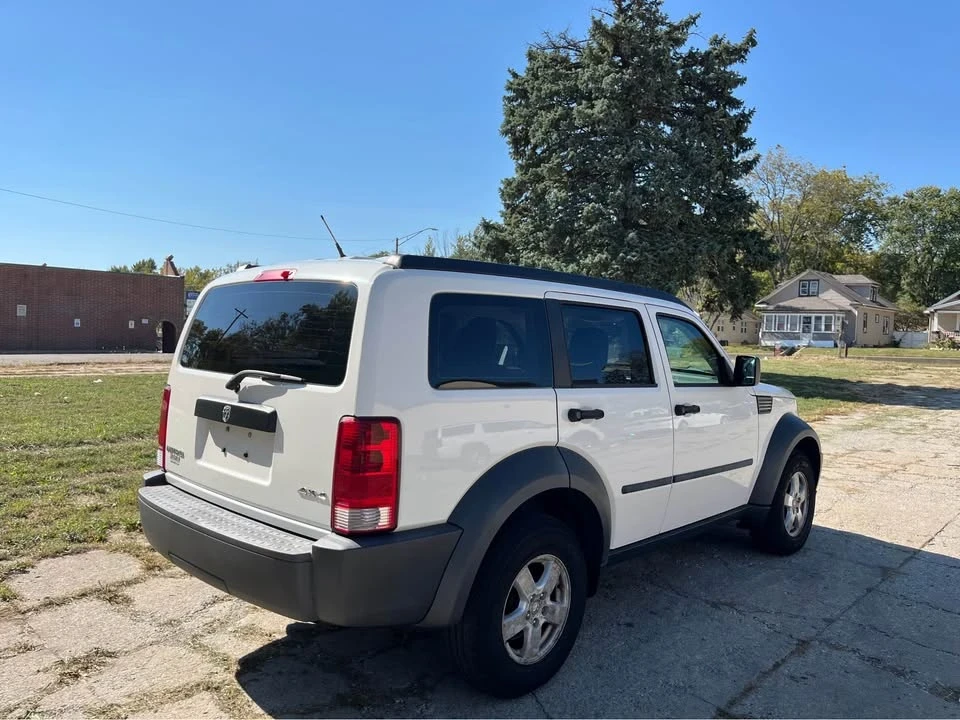 2008 Dodge Nitro - Image 3 of 12