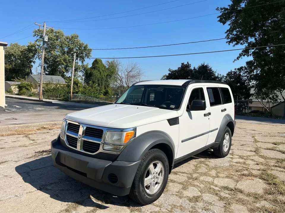 2008 Dodge Nitro - Image 4 of 12
