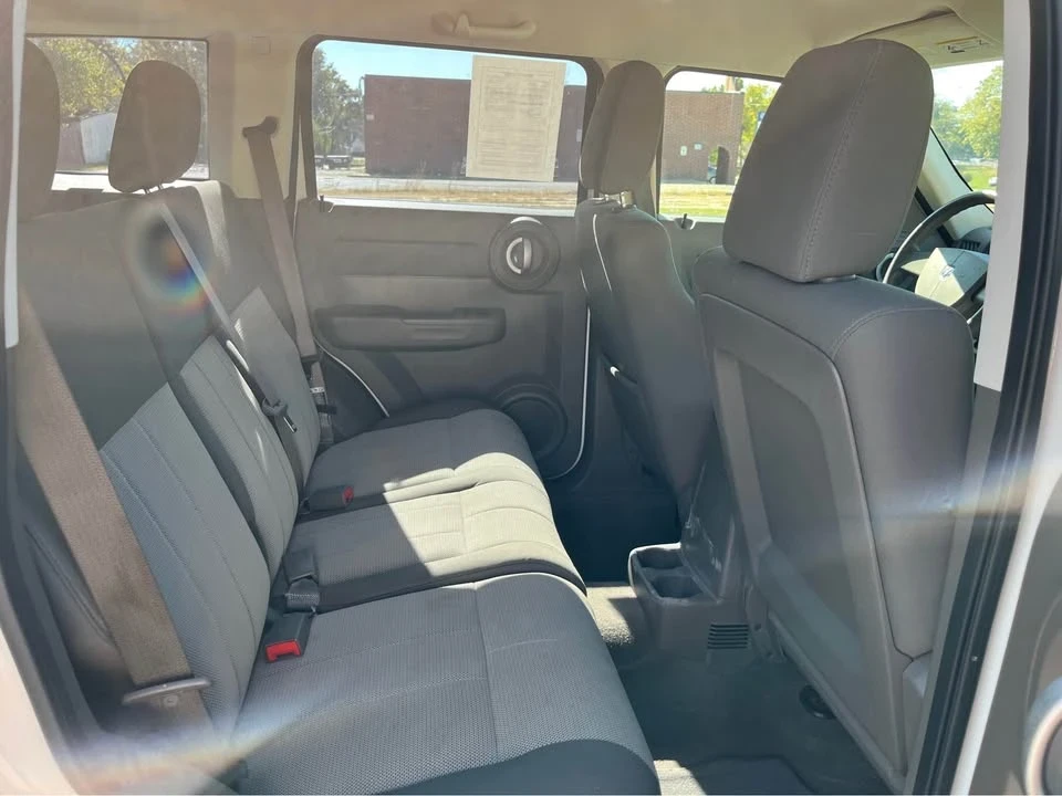 2008 Dodge Nitro - Image 9 of 12