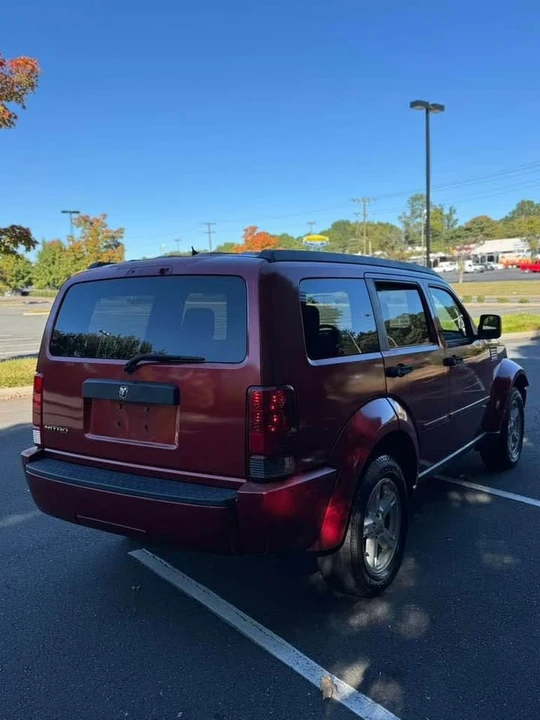 2008 Dodge Nitro - Image 2 of 7