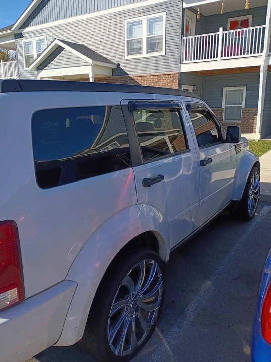 2008 Dodge Nitro - Image 3 of 3