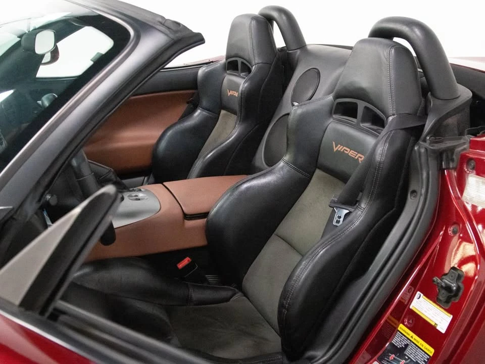 2008 Dodge Viper - Image 13 of 20