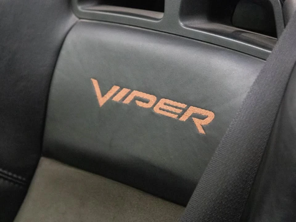 2008 Dodge Viper 4th Gen - Image 14 of 19