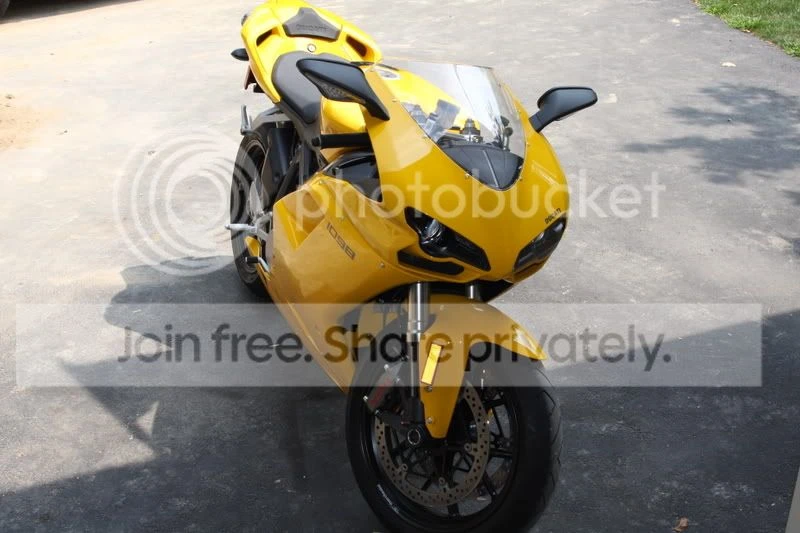 Ducati 1098 - Image 4 of 7