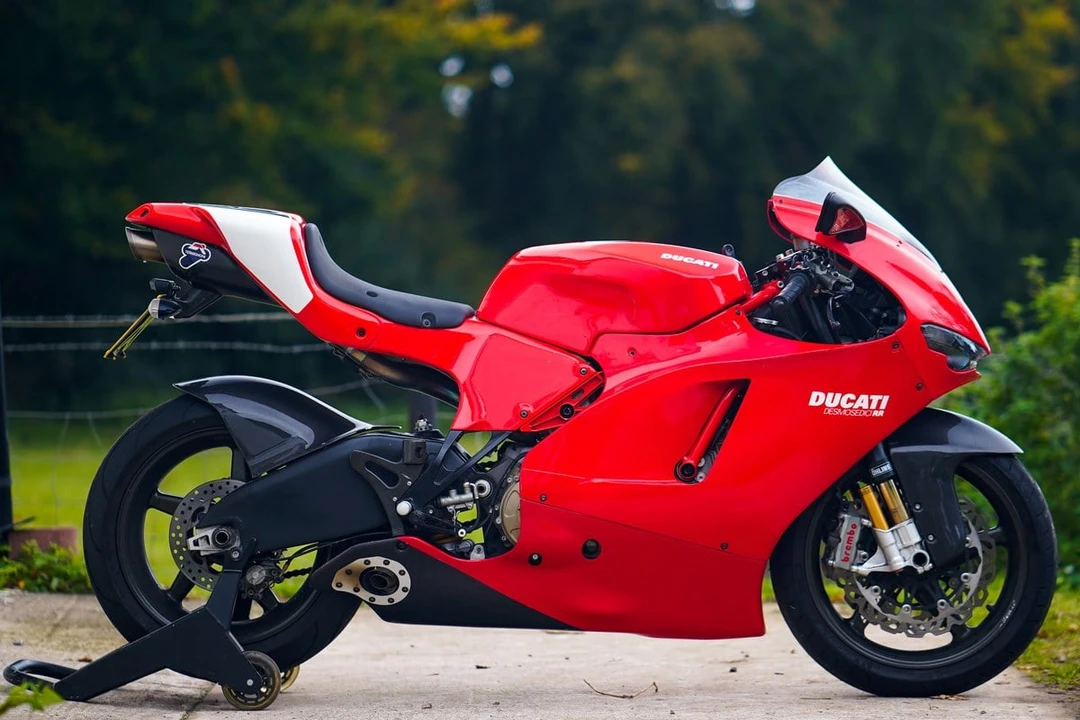 2008 Ducati Desmosedici - Image 2 of 30