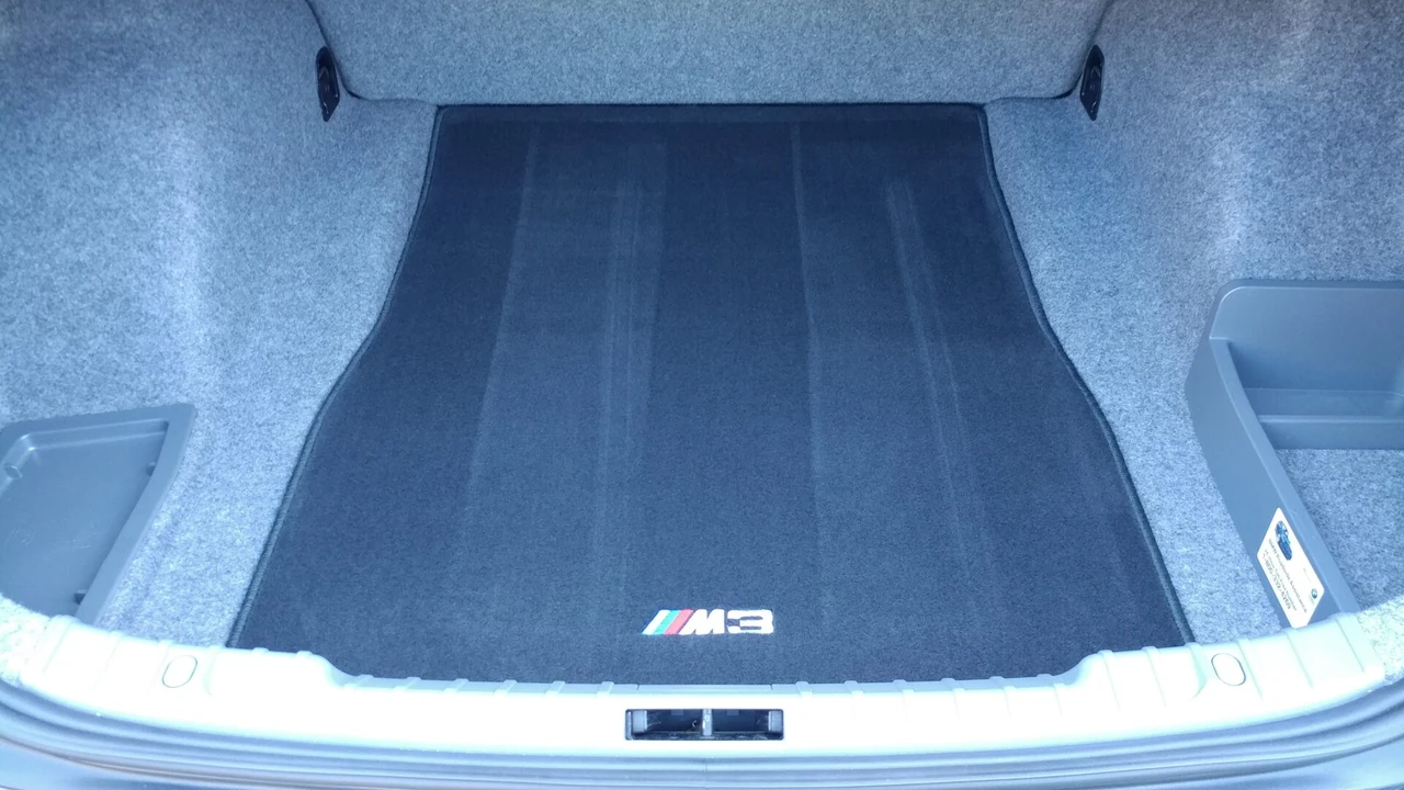 2008 BMW E90 M3 Sedan - Image 15 of 31