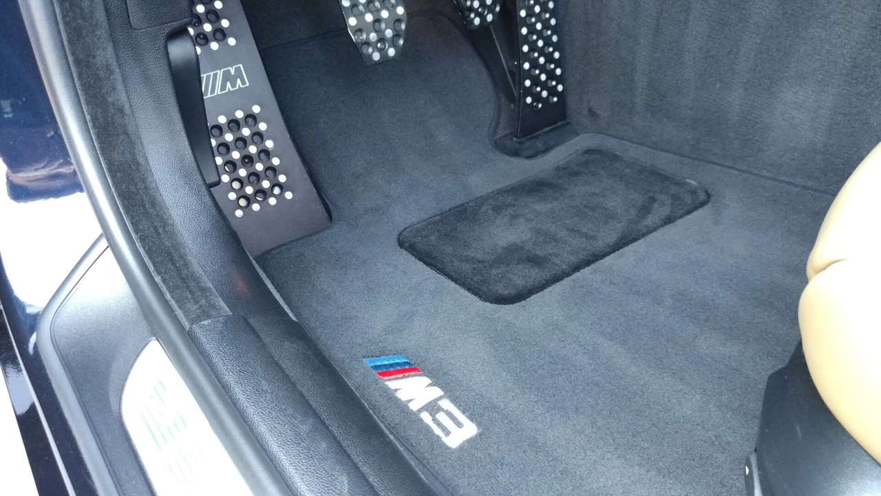 2008 BMW E90 M3 Sedan - Image 16 of 31