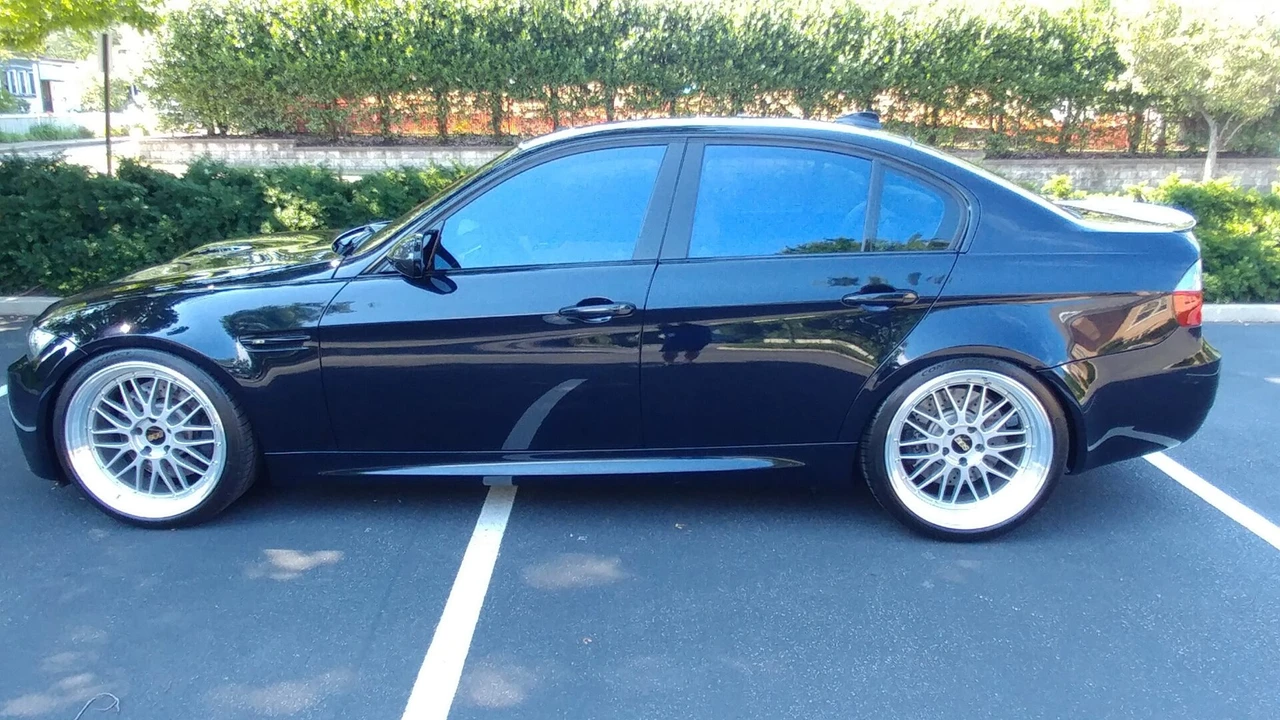2008 BMW E90 M3 Sedan - Image 3 of 31