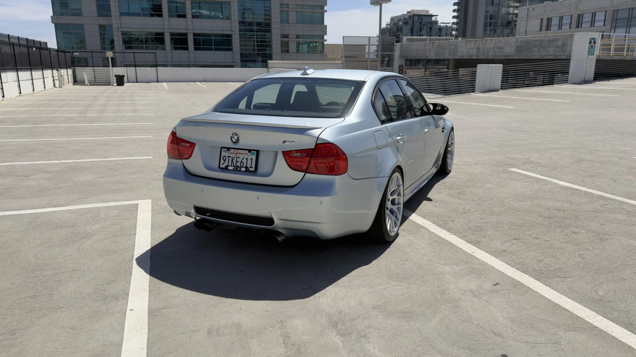 2008 BMW E90 M3 Sedan - Image 15 of 31