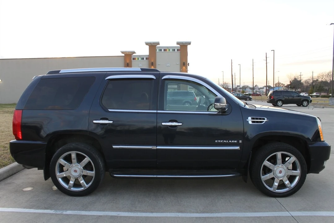 2008 Cadillac Escalade & EXT 3rd Gen - Image 4 of 21