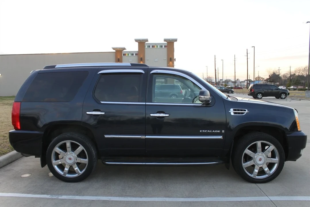 2008 Cadillac Escalade & EXT 3rd Gen - Image 4 of 21