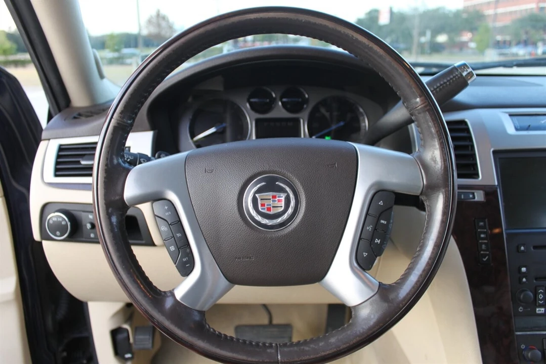 2008 Cadillac Escalade & EXT 3rd Gen - Image 19 of 21
