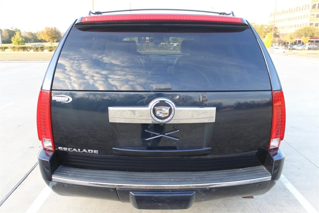 2008 Cadillac Escalade & EXT 3rd Gen - Image 9 of 21