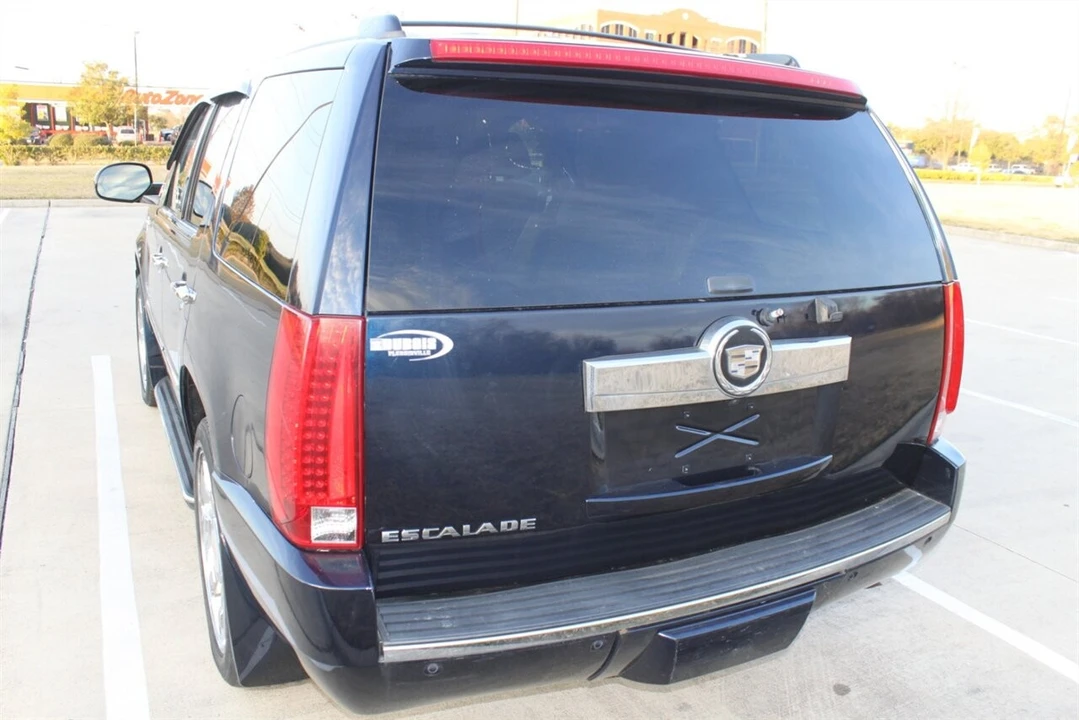 2008 Cadillac Escalade & EXT 3rd Gen - Image 8 of 21